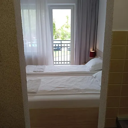 Atina Апартаменты