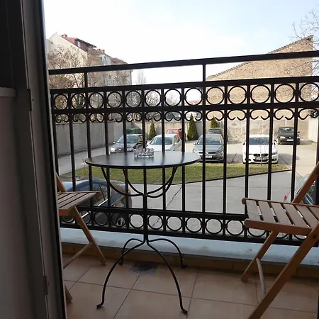 Atina Апартаменты *